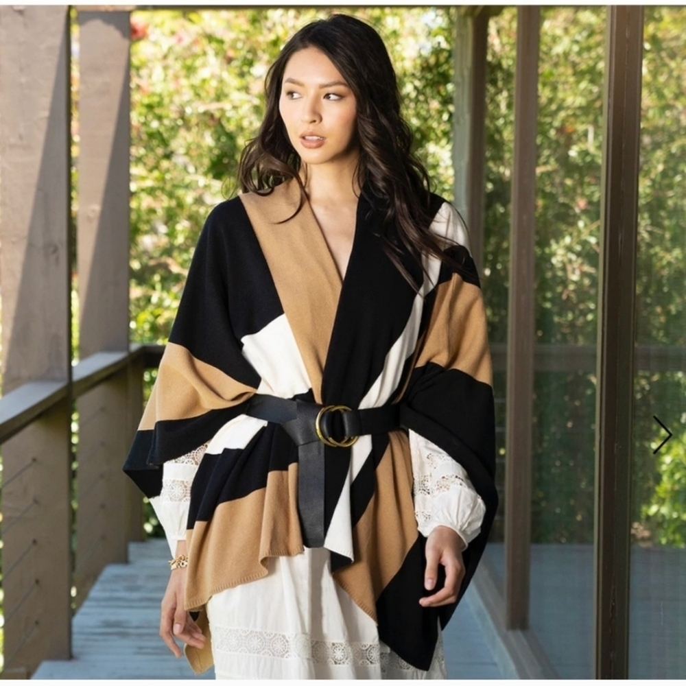 New Parish LA 'Stevie' Poncho - Picture 5 of 8